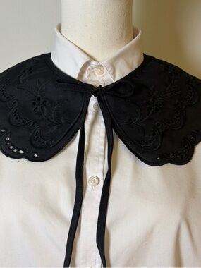 Elegant Black Embroidered Detachable Peter Pan Collar